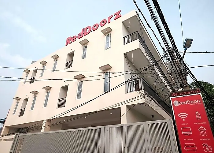 Reddoorz Near Taman Palem Hotel Jakarta